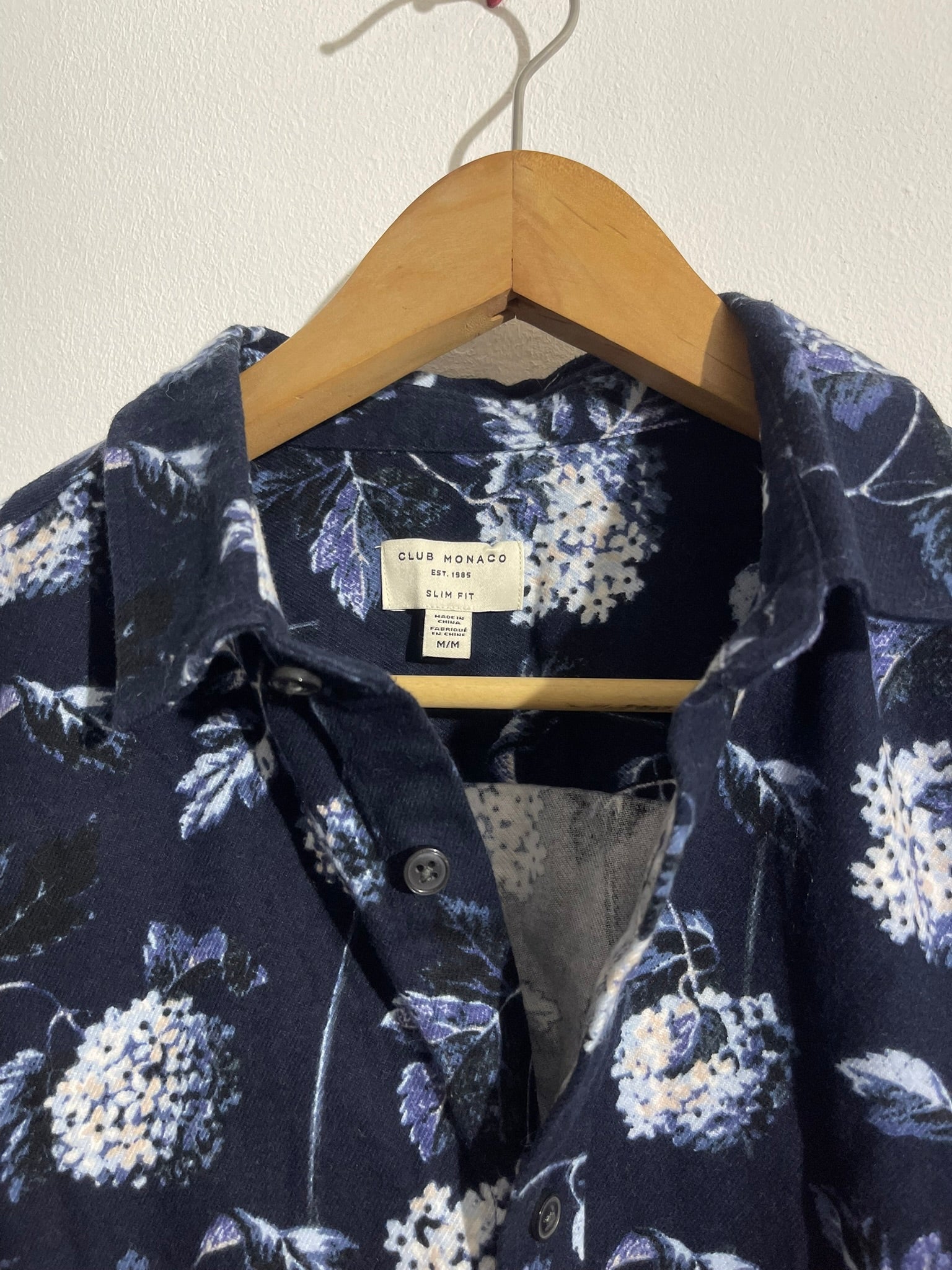 Chemise à fleurs bleu marine