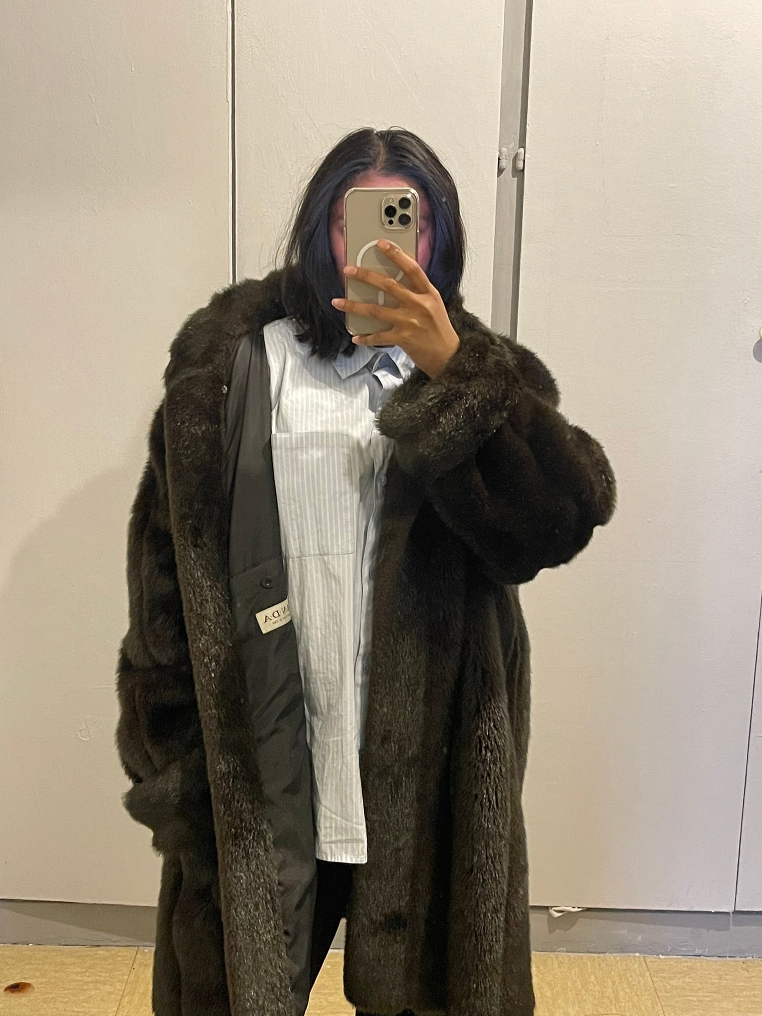 Manteau vintage en fausse fourrure brune