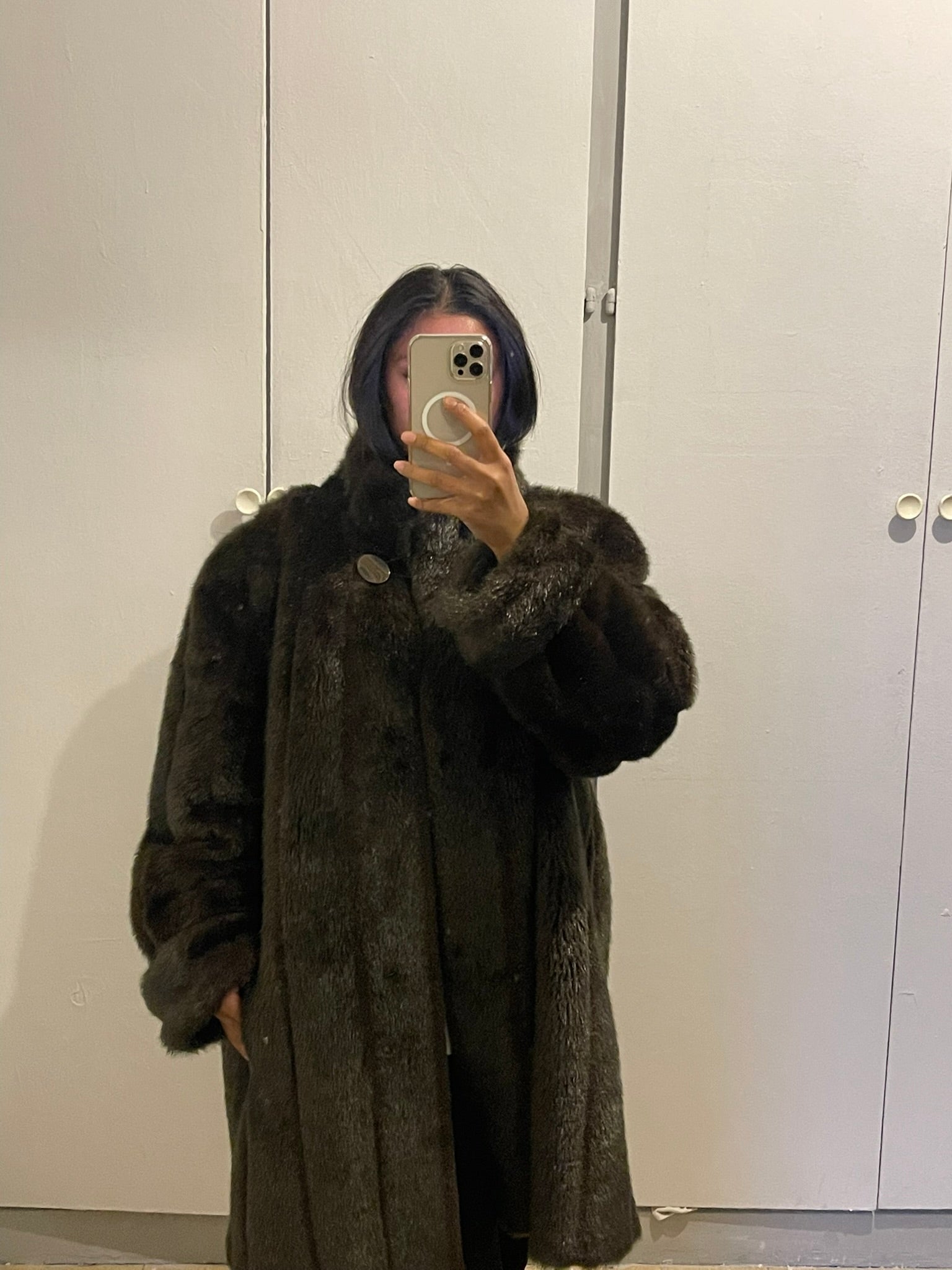 Manteau vintage en fausse fourrure brune