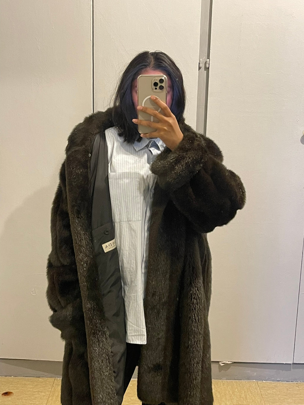 Manteau vintage en fausse fourrure brune